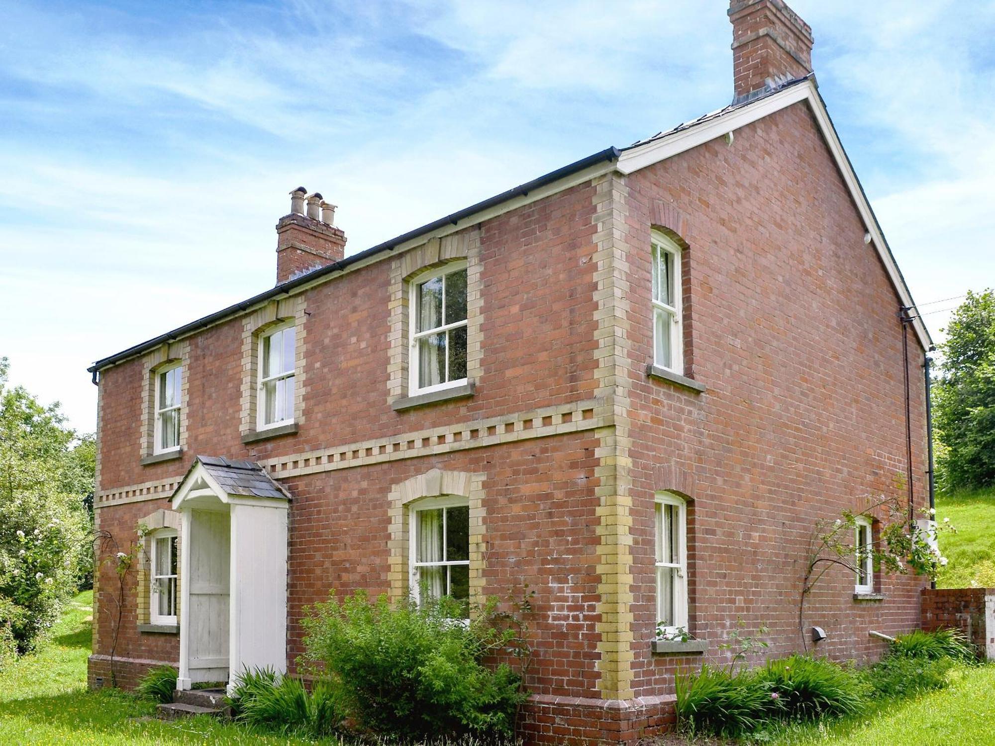 Sunnybank Villa Saint Margaret  Exterior photo